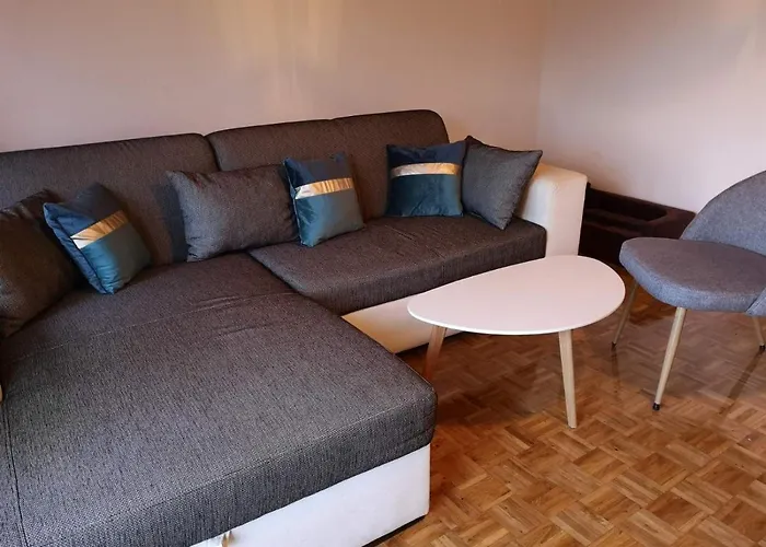 Gina Apartament *