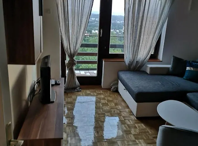 Gina شقة أوباتيا